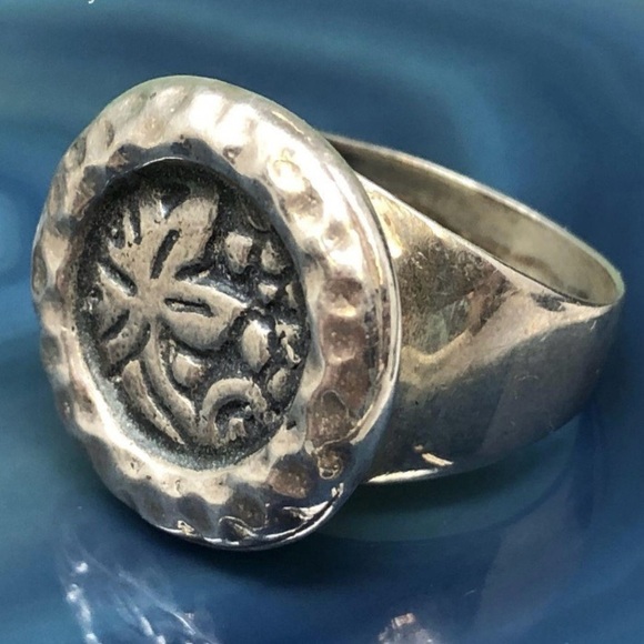 Vintage Silpada Hammered Sterling Silver Coin Leaf Ring - Picture 7 of 10